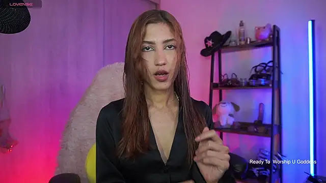 Snapshot of MissKorah chatting on July 12, 2026, 11:18 pm MissKorah online show from July 12, 2026, 11:18 pm