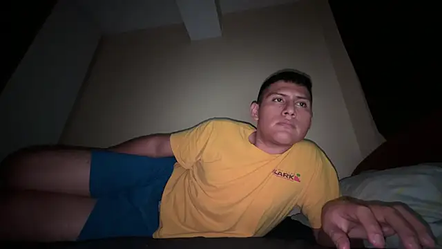 Snapshot of JoshuaTls08 chatting on October 1, 2025, 5:02 am JoshuaTls08 online show from October 1, 2025, 5:02 am