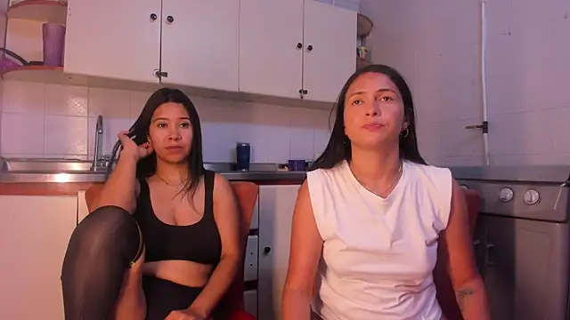 SofiAndNicol online show from February 1, 2025, 11:21 am