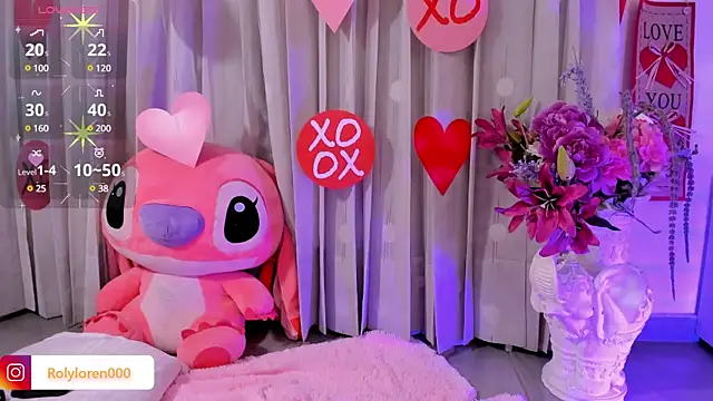 Snapshot of RolyLoren chatting on February 11, 2025, 11:12 pm RolyLoren online show from February 11, 2025, 11:12 pm