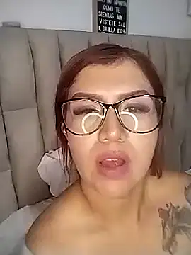 Snapshot of AriaRusso chatting on December 22, 2024, 8:47 pm AriaRusso online show from December 22, 2024, 8:47 pm