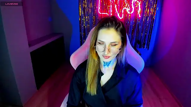 Snapshot of your_tora chatting on December 14, 2024, 11:45 pm your tora online show from December 14, 2024, 11:45 pm