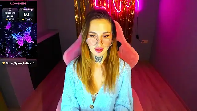 Snapshot of your_tora chatting on January 24, 2025, 6:35 pm your tora online show from January 24, 2025, 6:35 pm