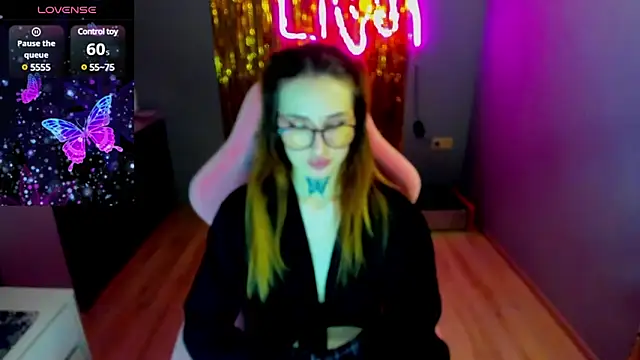 Snapshot of your_tora chatting on March 11, 2025, 1:34 pm your tora online show from March 11, 2025, 1:34 pm