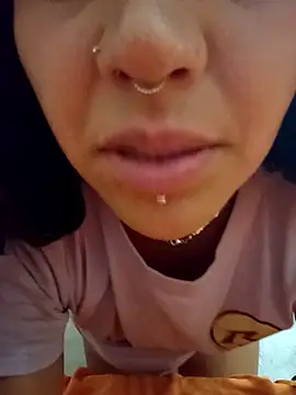 Snapshot of morocha90 chatting on March 20, 2026, 10:14 pm morocha90 online show from March 20, 2026, 10:14 pm