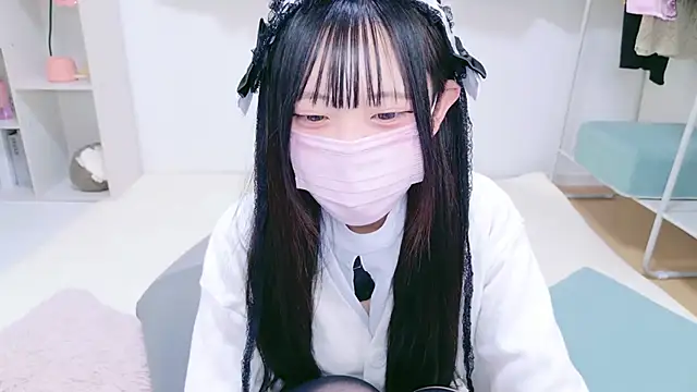 Suzu ch xx online show from December 15, 2024, 4:37 pm