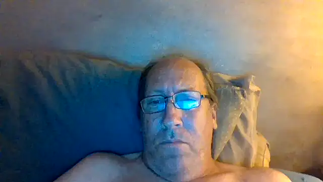 Snapshot of hornyrich69 chatting on May 14, 2026, 5:25 am hornyrich69 online show from May 14, 2026, 5:25 am