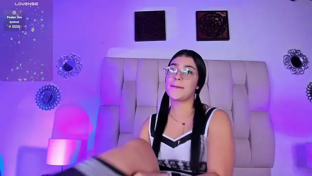 Snapshot of Bianca_zaens2 chatting on January 2, 2025, 12:03 pm Bianca zaens2 online show from January 2, 2025, 12:03 pm