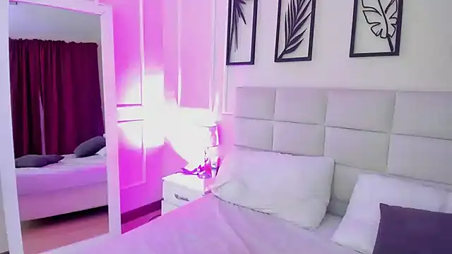 Alisa  walker online show from March 21, 2025, 11:23 pm