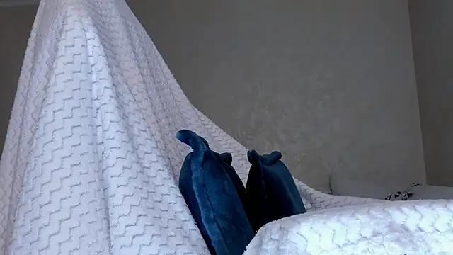 Snapshot of Britney_Ross chatting on December 25, 2024, 5:26 am Britney Ross online show from December 25, 2024, 5:26 am