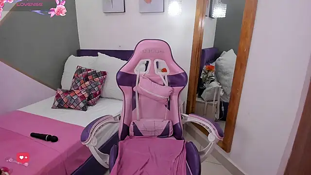 Snapshot of kitty_kayo chatting on March 5, 2025, 3:08 am kitty kayo online show from March 5, 2025, 3:08 am