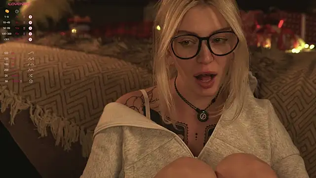 LinaKinky online show from January 5, 2025, 5:20 pm