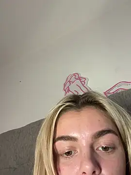 Snapshot of IrishTeenBarbie69 chatting on February 8, 2025, 10:29 pm IrishTeenBarbie69 online show from February 8, 2025, 10:29 pm