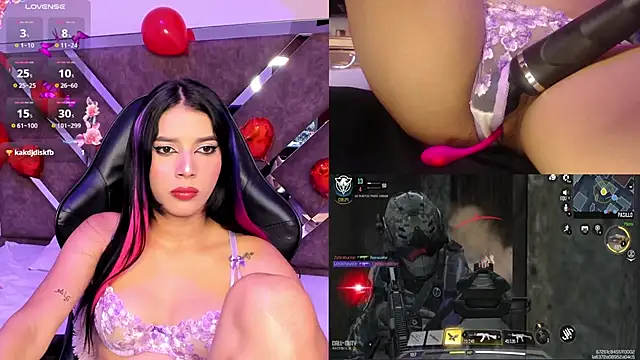 SweetieCloe  online show from February 12, 2025, 9:33 pm