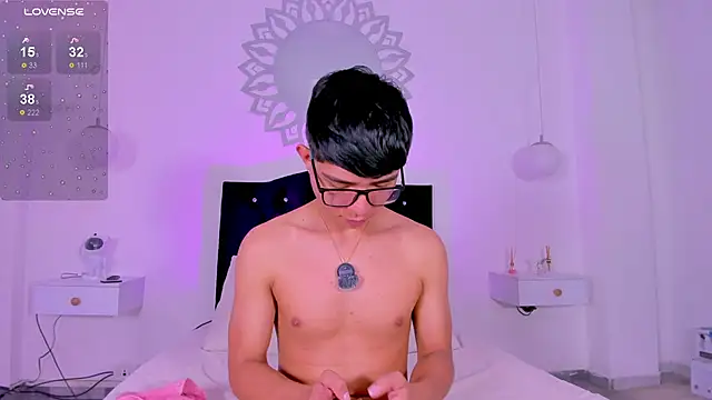 CodyTwink online show from February 12, 2026, 4:24 pm