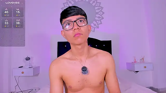 CodyTwink online show from March 26, 2026, 1:06 pm