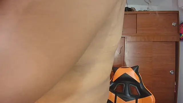 CandyBlackFunXXX online show from December 20, 2025, 10:33 am