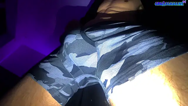 Deutscher Gro8schwanz 88 online show from March 3, 2025, 7:17 pm