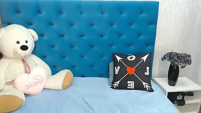 Sexy MALIKKA online show from December 3, 2024, 9:55 am