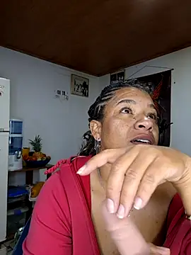 Selket11 online show from February 8, 2025, 1:33 pm