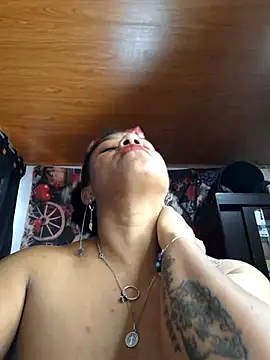 Selket11 online show from February 25, 2025, 4:21 pm