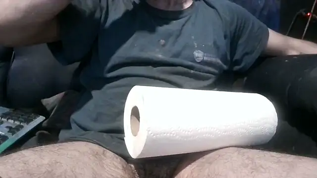 robeaulieu02 online show from December 19, 2024, 11:50 am