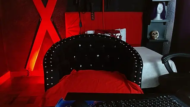 Naty slavedoll online show from January 10, 2025, 7:11 pm