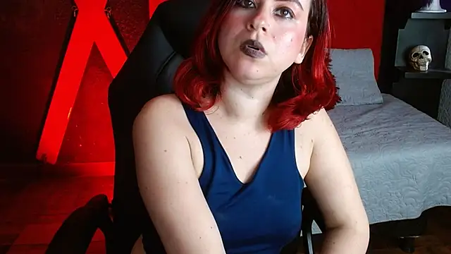 Naty slavedoll online show from January 17, 2025, 7:16 pm