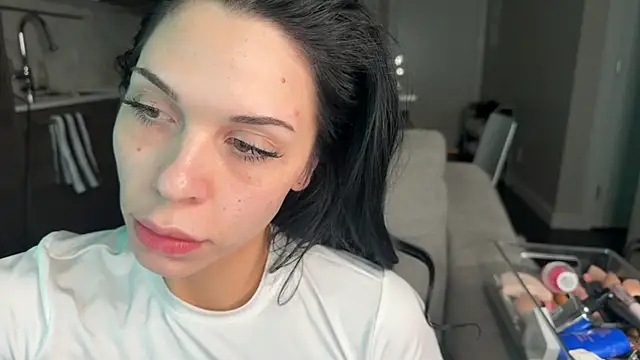 NattyFierros online show from February 2, 2025, 8:35 am