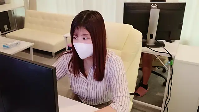 Snapshot of ManaMi-maru chatting on March 2, 2025, 5:23 am ManaMi-maru online show from March 2, 2025, 5:23 am