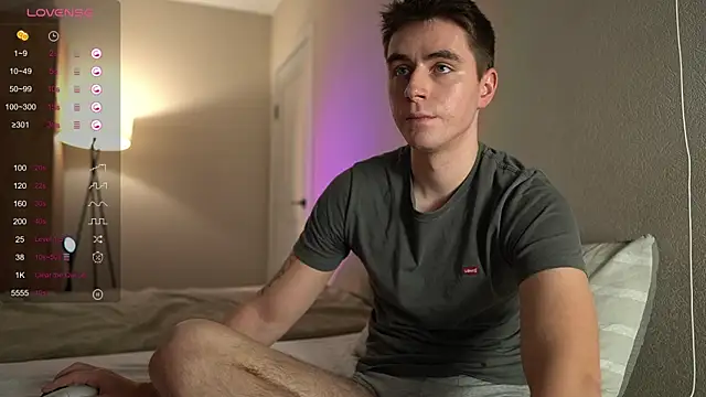 TaisonBrownX online show from October 1, 2025, 7:20 pm