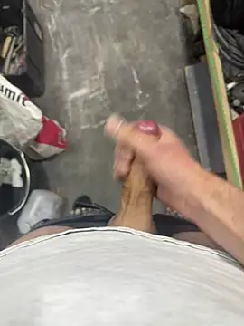 oneeight28 online show from April 8, 2026, 4:18 pm