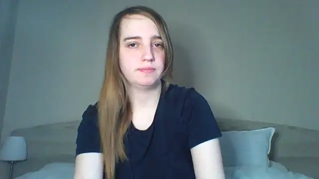 Snapshot of EvieRoseex chatting on April 9, 2026, 9:58 am EvieRoseex online show from April 9, 2026, 9:58 am