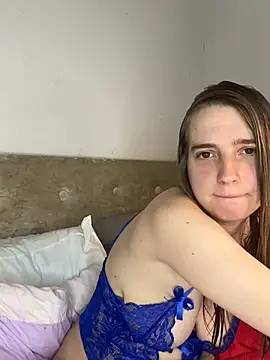 Snapshot of EvieRoseex chatting on June 6, 2026, 3:50 pm EvieRoseex online show from June 6, 2026, 3:50 pm