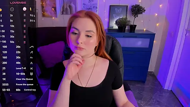 BellaTorne  online show from January 28, 2025, 4:08 pm