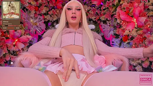 Snapshot of AlisonSharon chatting on February 16, 2026, 1:13 am AlisonSharon online show from February 16, 2026, 1:13 am