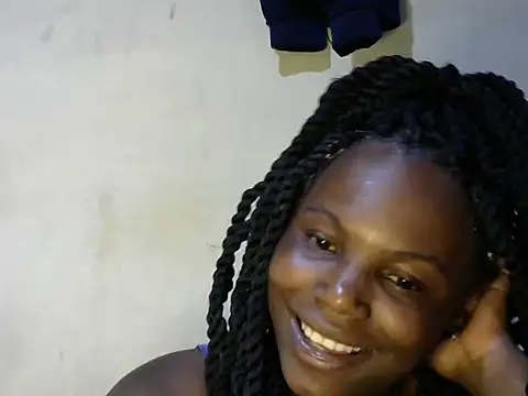 Fine baby0001 online show from October 5, 2025, 6:17 pm