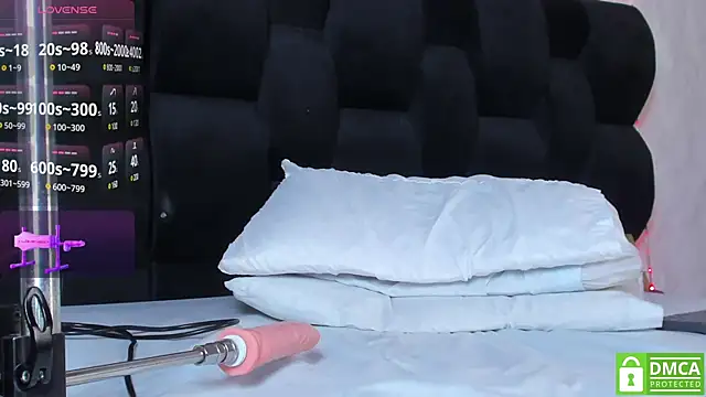 Eris Rose online show from March 6, 2025, 11:20 pm