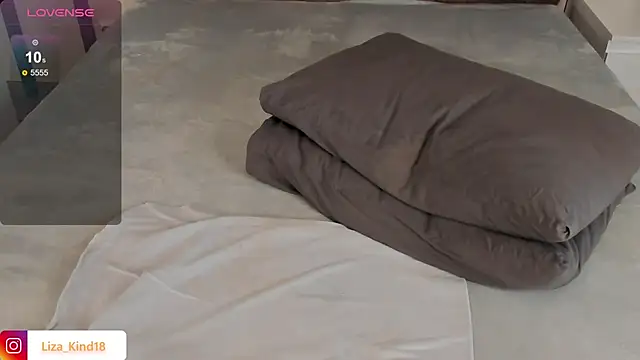 juicy-pussy online show from December 16, 2024, 5:59 am