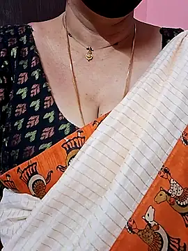 ananya956 online show from March 16, 2026, 6:39 am