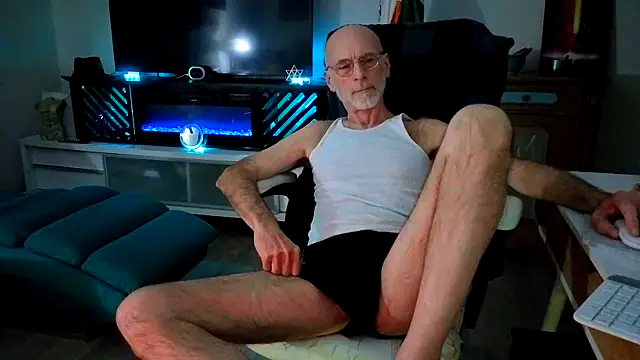 Towndude123 online show from April 23, 2026, 6:25 am