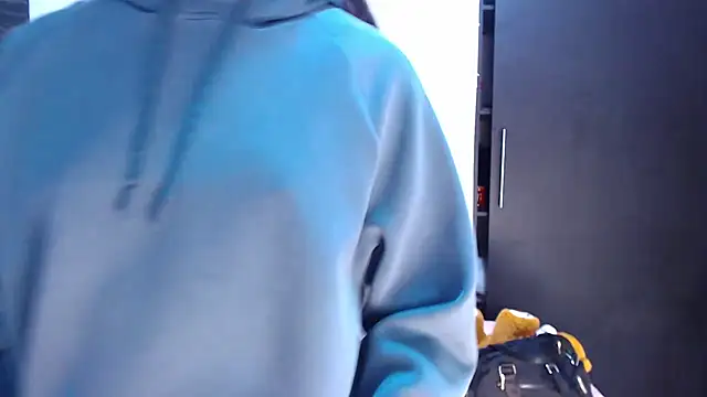 Victoria Coleman online show from September 19, 2025, 11:22 am