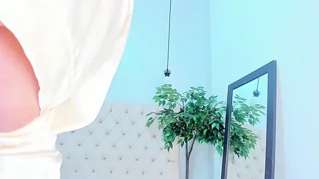 Victoria Coleman online show from February 20, 2026, 6:26 am