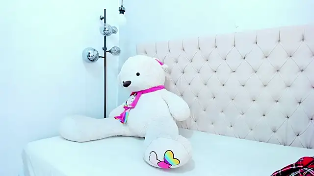 Victoria Coleman online show from February 24, 2026, 7:45 pm