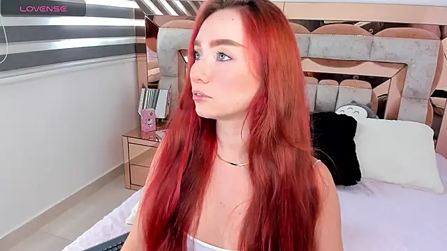 Snapshot of CamiiLovers chatting on January 29, 2025, 5:45 pm CamiiLovers online show from January 29, 2025, 5:45 pm