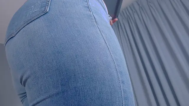 LilithSmith  online show from December 15, 2025, 11:36 am