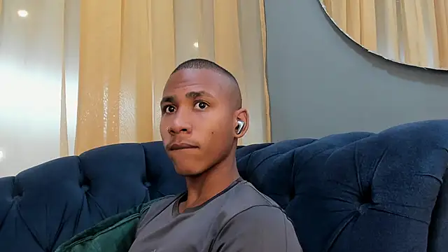 Snapshot of Ethan_Fox11 chatting on January 11, 2025, 2:25 pm Ethan Fox11 online show from January 11, 2025, 2:25 pm