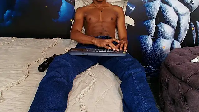 Snapshot of Ethan_Fox11 chatting on February 15, 2025, 2:22 pm Ethan Fox11 online show from February 15, 2025, 2:22 pm