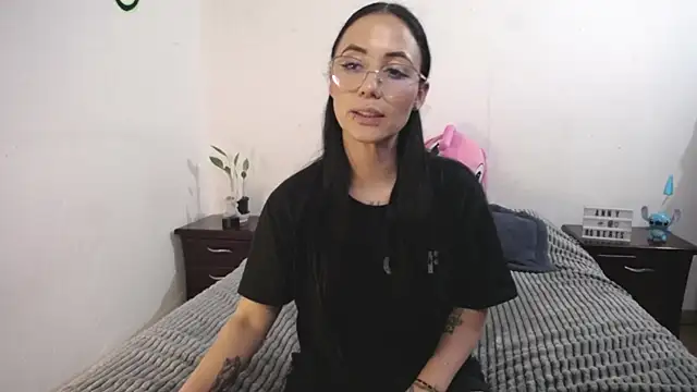 anny roberts online show from March 20, 2025, 12:08 am