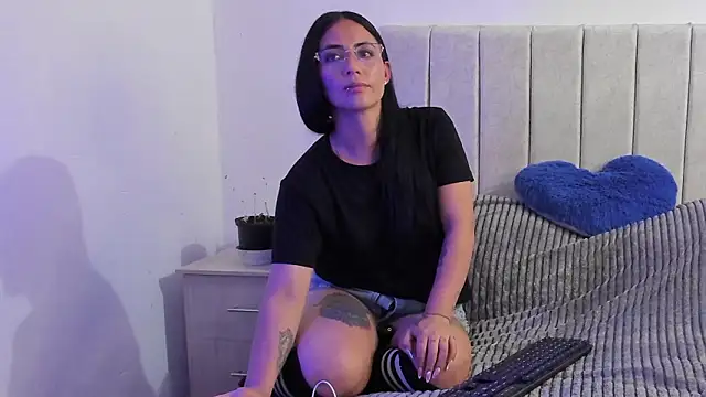 Snapshot of anny_roberts chatting on February 6, 2026, 11:08 pm anny roberts online show from February 6, 2026, 11:08 pm